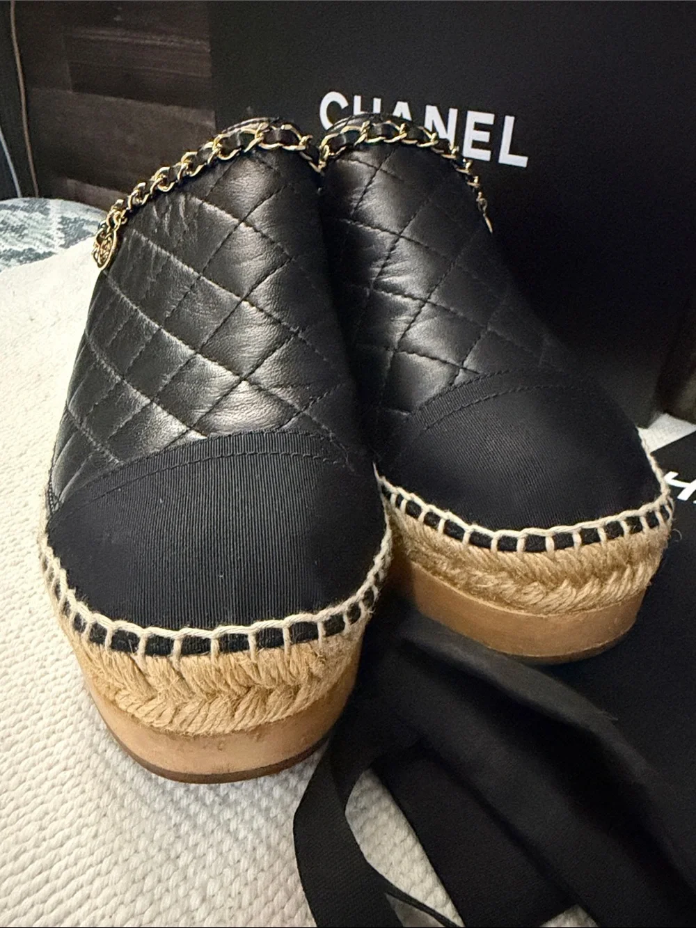 CHANEL woven box